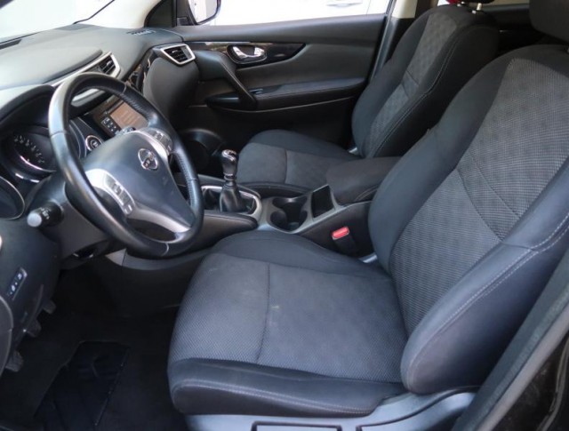 Nissan Qashqai  1.2 DIG-T 