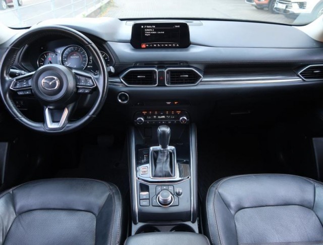 Mazda CX-5  2.5 Skyactiv-G Revolution TOP