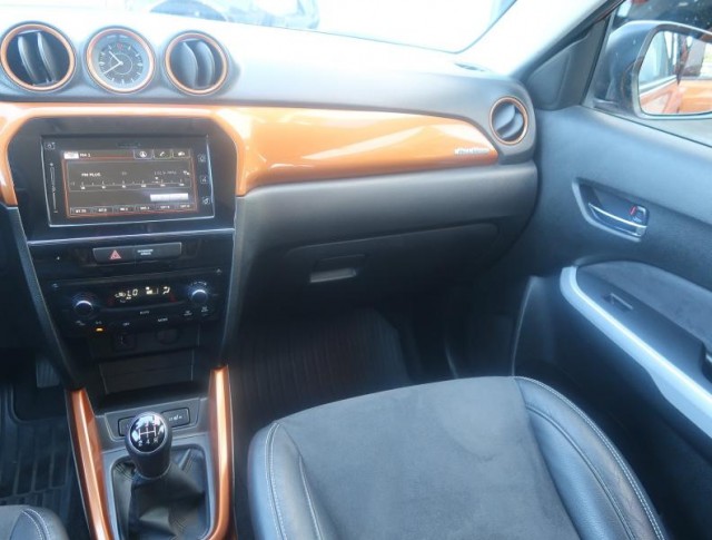 Suzuki Vitara  1.6 VVT 