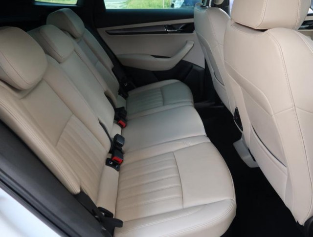 Škoda Karoq  1.5 TSI Style Plus