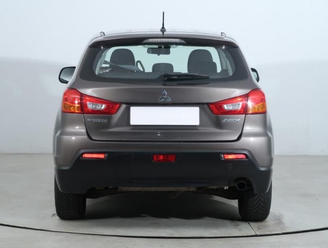 Mitsubishi ASX  1.6 MIVEC 
