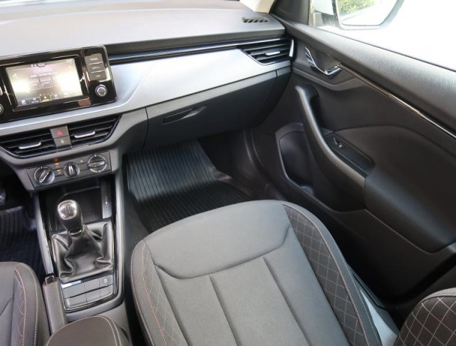 Škoda Kamiq  1.0 TSI Ambition