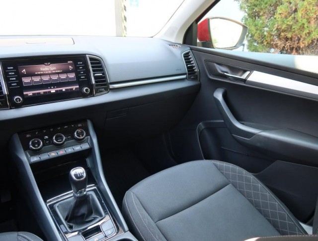 Škoda Karoq  1.5 TSI 
