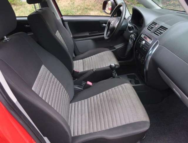 Suzuki SX4  1.5 VVT 