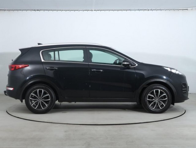 Kia Sportage  1.7 CRDi 