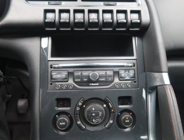 Peugeot 3008  1.6 BlueHDi 