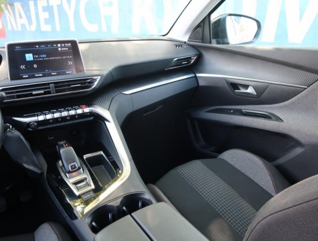 Peugeot 5008  PureTech 130 