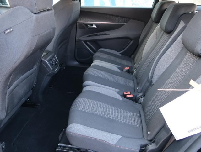 Peugeot 5008  PureTech 130 