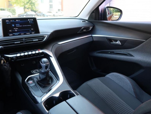 Peugeot 3008  1.6 BlueHDi 