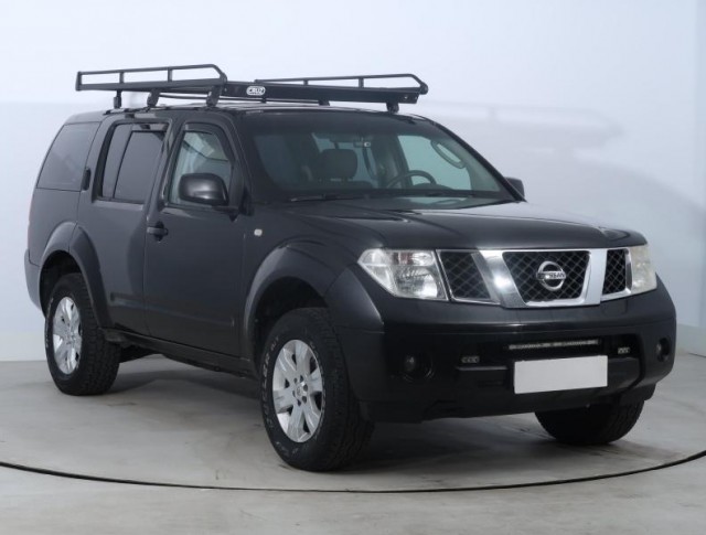 Nissan Pathfinder  2.5 dCi 