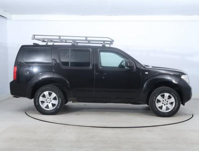Nissan Pathfinder  2.5 dCi 