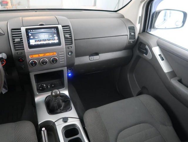 Nissan Pathfinder  2.5 dCi 