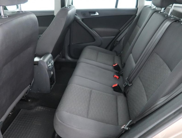 Volkswagen Tiguan  2.0 TDI 