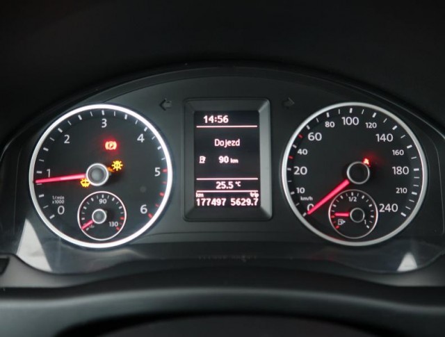 Volkswagen Tiguan  2.0 TDI 