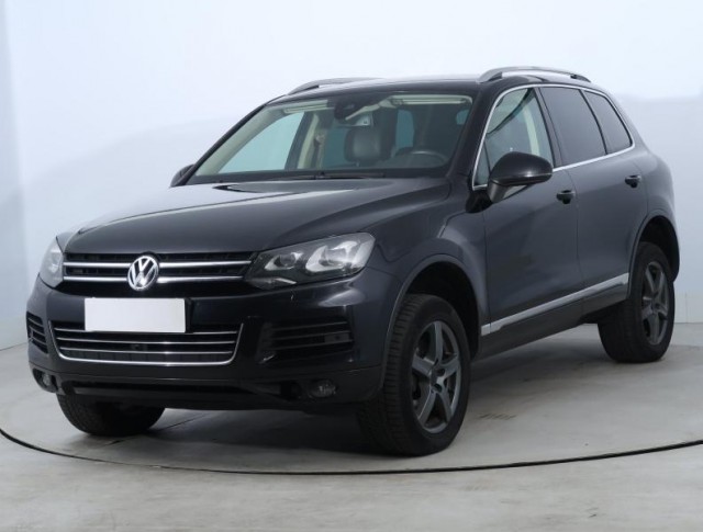 Volkswagen Touareg  3.0 TDI 