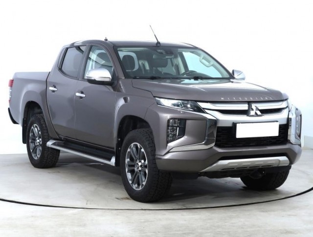 Mitsubishi L200  2.2 DI-D 
