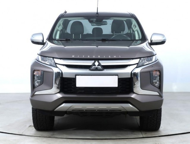 Mitsubishi L200  2.2 DI-D 