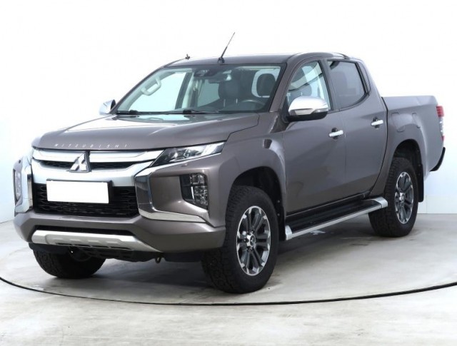 Mitsubishi L200  2.2 DI-D 