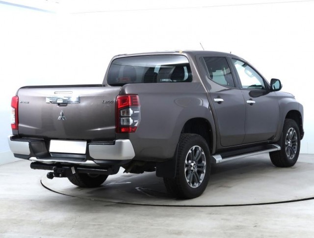 Mitsubishi L200  2.2 DI-D 