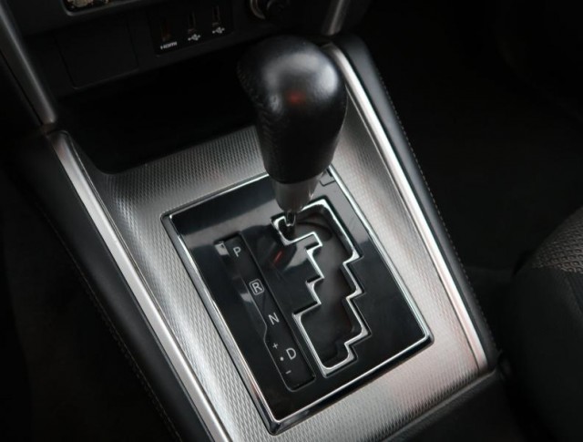 Mitsubishi L200  2.2 DI-D 