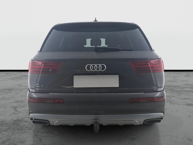 Audi Q7  3.0 TDI 