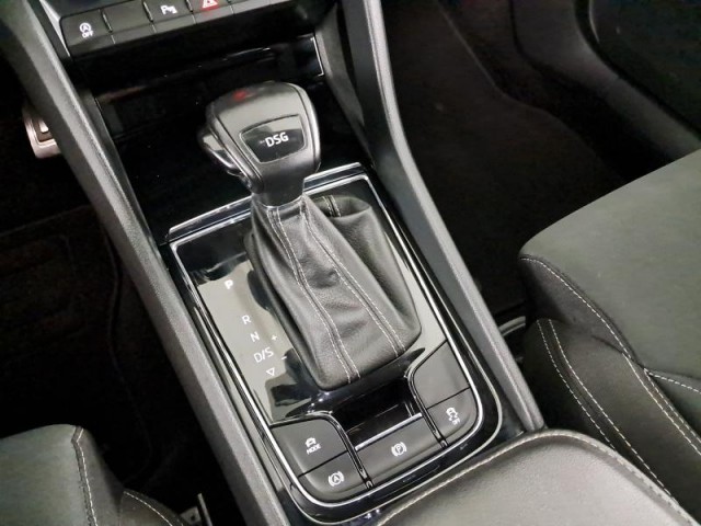 Škoda Karoq  1.5 TSI Sportline