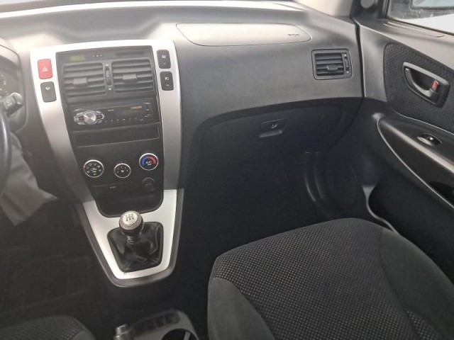 Hyundai Tucson  2.0 i 