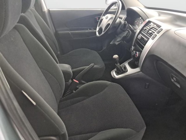 Hyundai Tucson  2.0 i 
