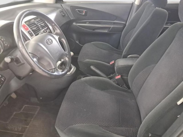 Hyundai Tucson  2.0 i 