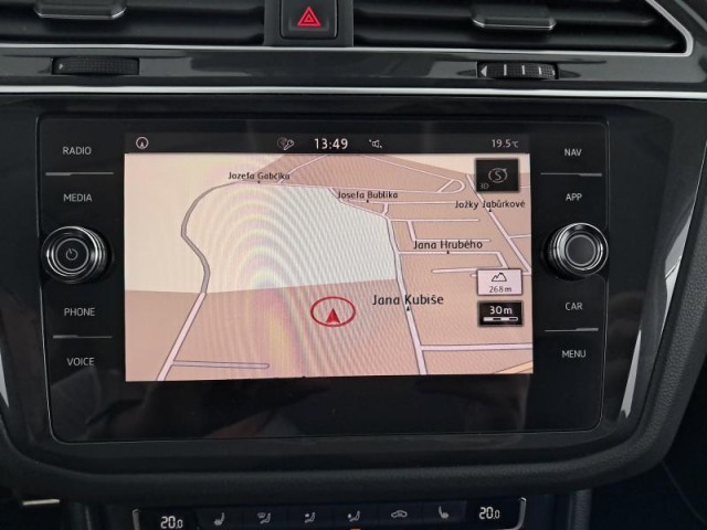 Volkswagen Tiguan  2.0 TDI 