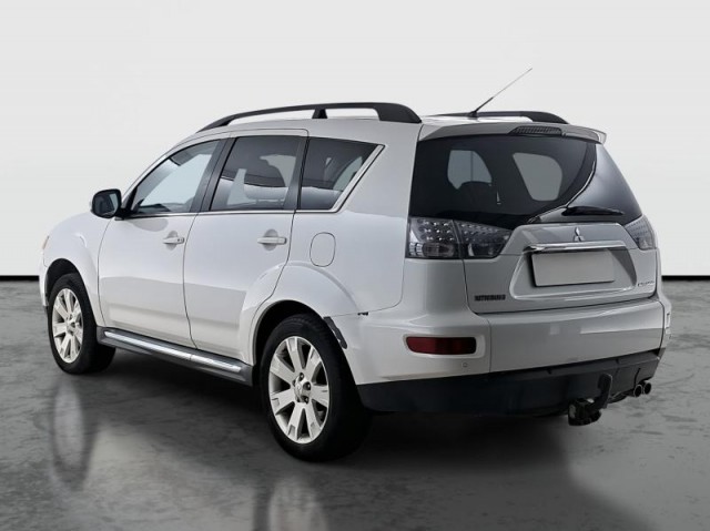 Mitsubishi Outlander  2.2 DI-D 