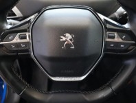 Peugeot 3008  1.2 PureTech 