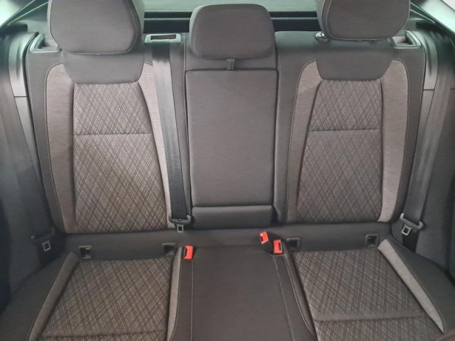 Škoda Karoq  1.5 TSI 