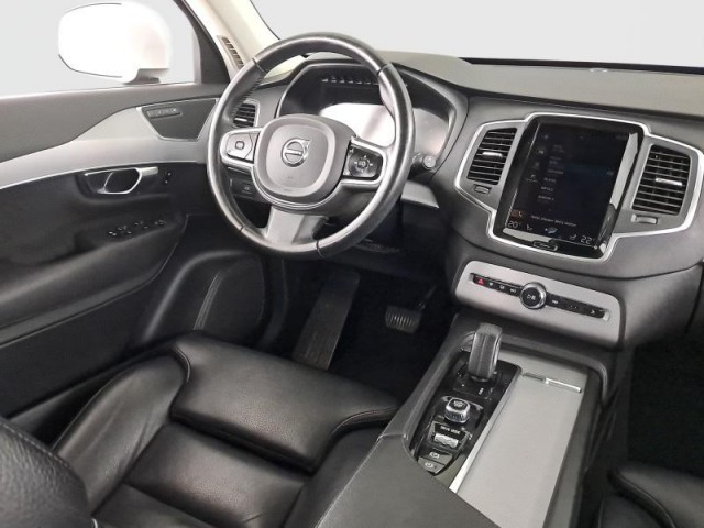 Volvo XC90  B5 AWD 