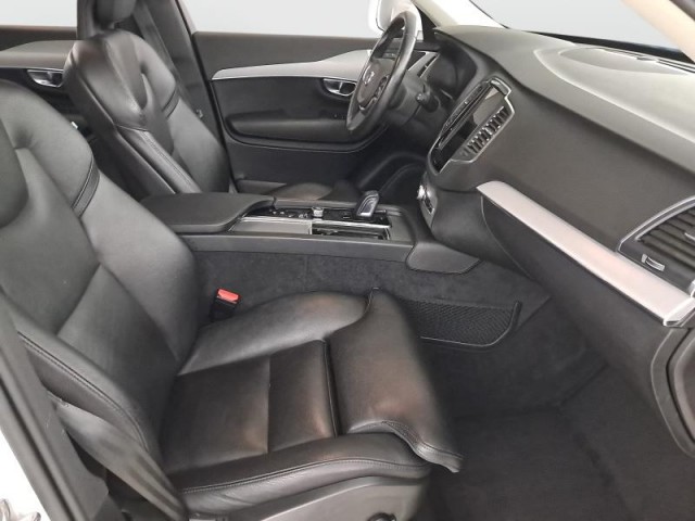 Volvo XC90  B5 AWD 