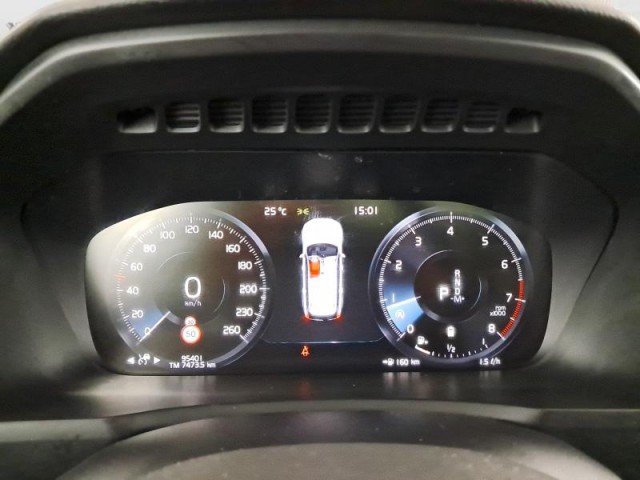 Volvo XC90  B5 AWD 