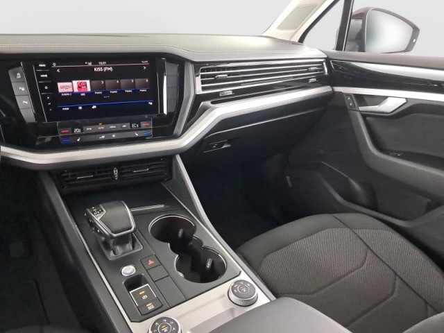Volkswagen Touareg  3.0 TDI 