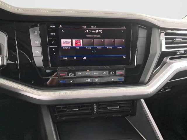 Volkswagen Touareg  3.0 TDI 