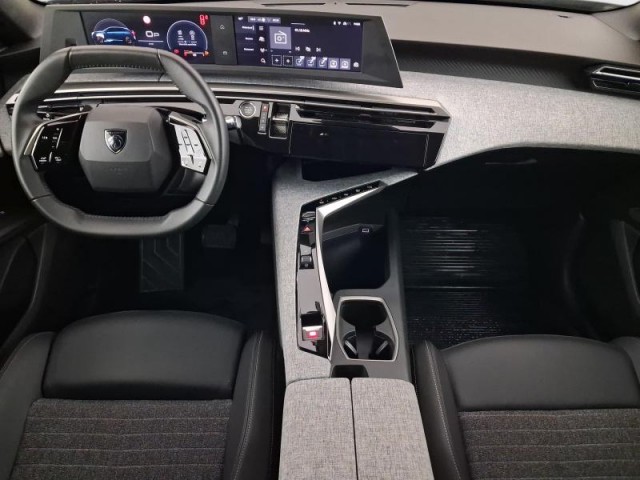 Peugeot 3008  1.2 MHEV 