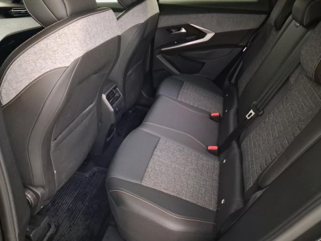 Peugeot 3008  1.2 MHEV 