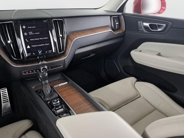 Volvo XC60  D4 AWD 