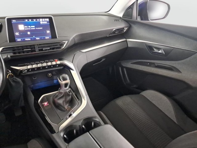 Peugeot 3008  1.5 BlueHDi 