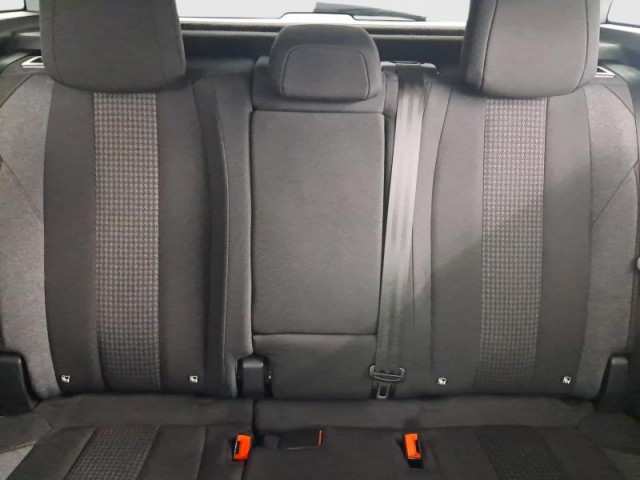 Peugeot 3008  1.5 BlueHDi 