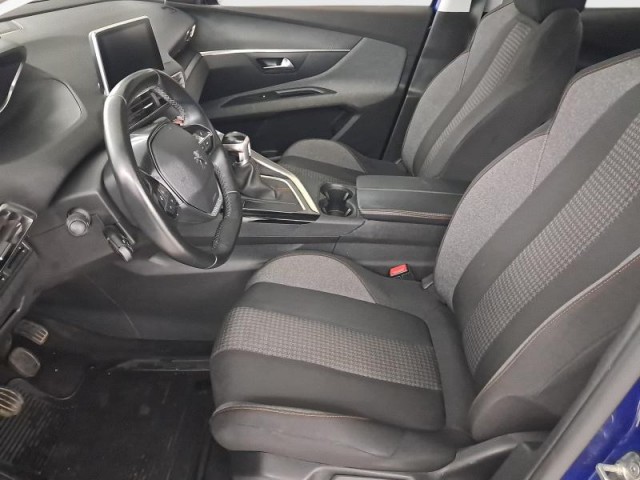 Peugeot 3008  1.5 BlueHDi 