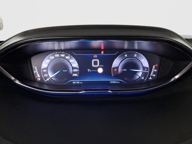 Peugeot 3008  1.5 BlueHDi 