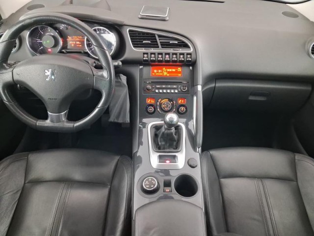 Peugeot 3008  2.0 HDi 