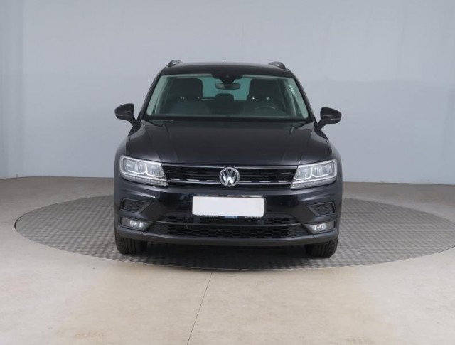 Volkswagen Tiguan  2.0 TSI 