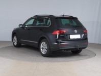 Volkswagen Tiguan  2.0 TSI 