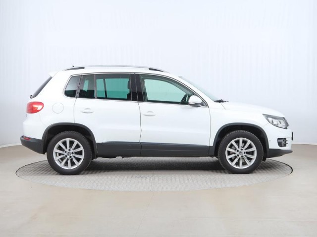 Volkswagen Tiguan  2.0 TDI 