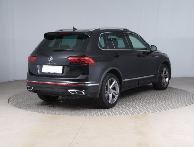 Volkswagen Tiguan  2.0 TDI R-Line